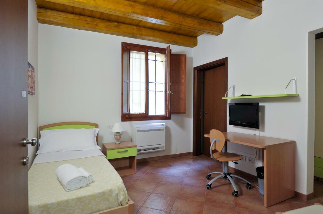 Residence Cavazza Bologna Bagian luar foto